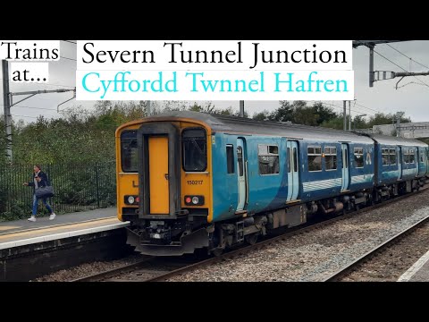 Trains at Severn Tunnel Junction 27/10/21