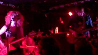 HOT MACHINES Can't Feel 1-1-11 Chicago