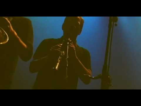 Obří broskev - 05 Bunkr