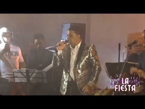 Nuestro Amor, Pablo Martínez en vivo