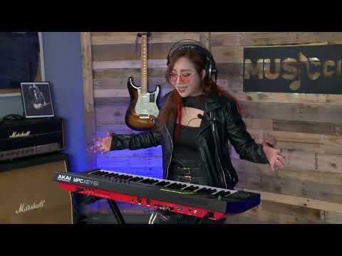 AKAI MPC Key 61 Synthesizer Keyboard Demo at Music City Canada