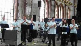 preview picture of video '2010_05_03 Alsdorf Millennium Dance & Trompets 2000 bei der CDU'