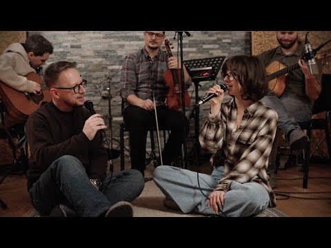 In Spite of Ourselves | John Prine, Iris DeMent cover | Intimate Sessions
