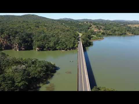 Ponte sobre o Rio Corumbá. Lago Corumbá Ipameri Go. 