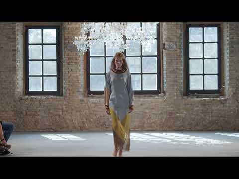 KATERINA KVIT / T.MOSCA  - UFW SS2020