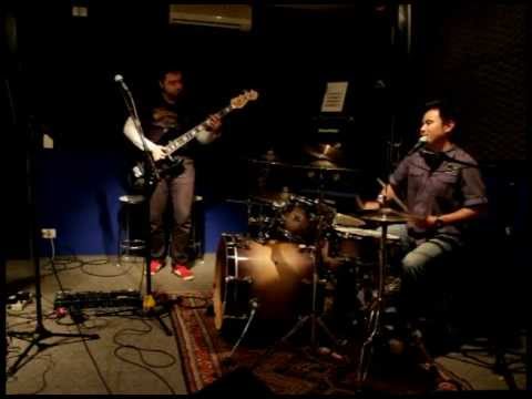 79db - Bichos Escrotos (Titãs)