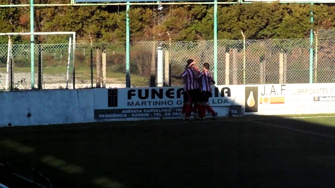 D. Sandinenses 1-2 S. Pedro da Cova  - 2º Golo