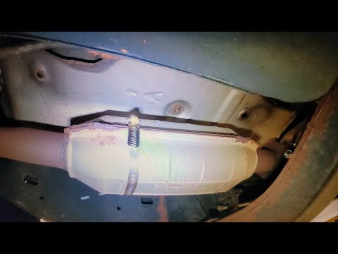 EASY 60 SECOND FIX!🤔🤯Exhaust heat shield rattle gone! #customerstateswhat