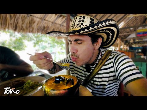 Probando Cazuela de Mariscos en San Antero en los días Previos al Festival del Burro