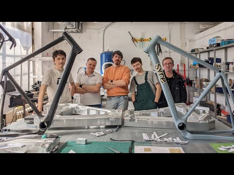 SYRE - carbon frames made in St. Petersburg (eng sub)