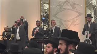 שמעיה פישר - מוטי אילוביץ עם מקהלת שירה ותזמורת של יוסי שטענדיג