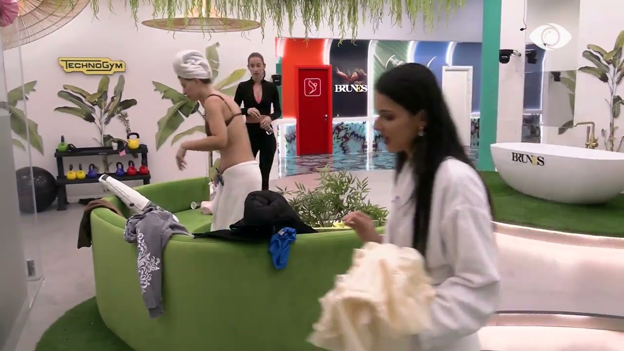 “Vërtetë mendon që bota rrotullohet rreth teje?”/ Rizarta debaton me Gjestin