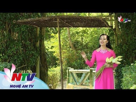 Thể hiện bởi Huyền Trang