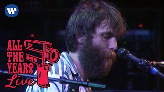 Grateful Dead - Standing On The Moon (Philadelphia, PA 7/7/89) (Official Live Video)