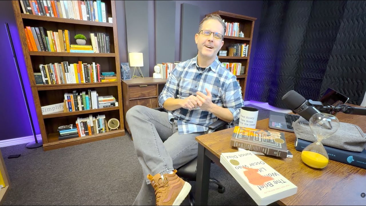 Do I Read Multiple Books at the Same Time? 📚 🤔