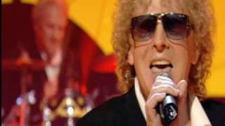 Dave Swift on Bass with Jools Holland backing Ian Hunter &quot;Roll Away The Stone&quot;