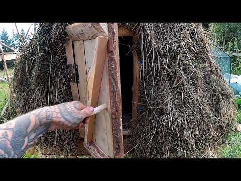 , title : 'Making a Viking Duck House | A Frame duck house build'
