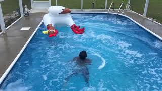 Joivan Jiménez “Pool Day” With Son