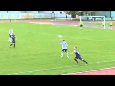 Artjom Skinjov dribbling