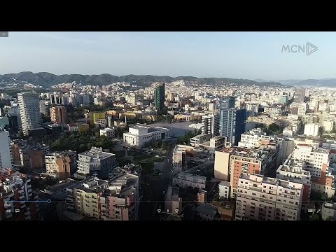 Tirona apo Tirana? Një udhëtim nëpër kryeqytet