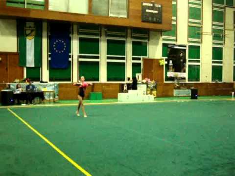 Simona Ivanova-ball.MPG