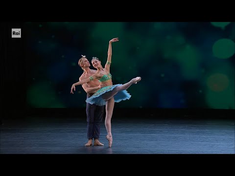 Nicoletta Manni e Timofej Andrijashenko ne "Il corsaro" - Viva la danza 29/04/2024