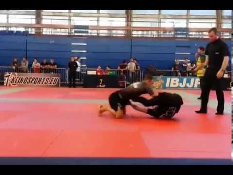 Marcel Oliveira vs Mark Stephenson Black Belt Adult Male Light Feather Final 2014 London NO GI Open