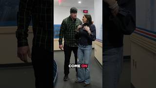 Download lagu Undertaker SCARES Stephanie😂 mp3