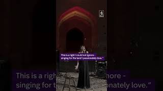 Download lagu Iranian singer performs without hijab mp3