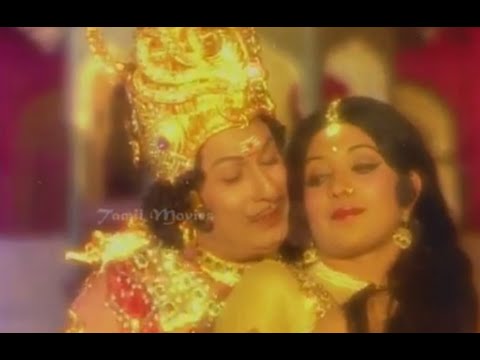 download lagu mp3 mp4 Madhuraiyai Meetta Sundharapandiyan Thendralil Aadidum, download lagu Madhuraiyai Meetta Sundharapandiyan Thendralil Aadidum gratis, unduh video klip Madhuraiyai Meetta Sundharapandiyan Thendralil Aadidum