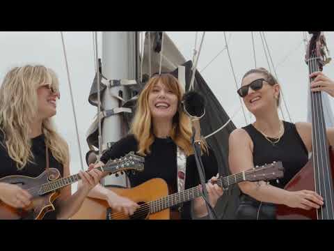 Molly Tuttle - That’s Gonna Leave A Mark (Sailboat Sessions)