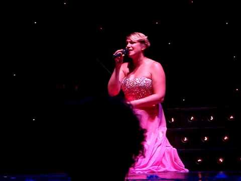 Jacky Lafon-Show //3  Vanessa  Chinitor /  MOV06819