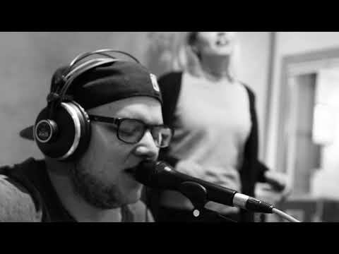 HonigMut - Schlafen sehen (feat. Sam Sillah & Steve Jackson)