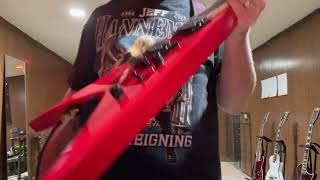 Video thumbnail for The JS32T KING V, with Dave Mustaine Thrash Factors!!! by Red Dragon