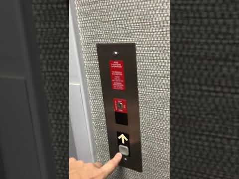 Dover Hydraulic Elevator at Hampton Inn Carrollton, KY