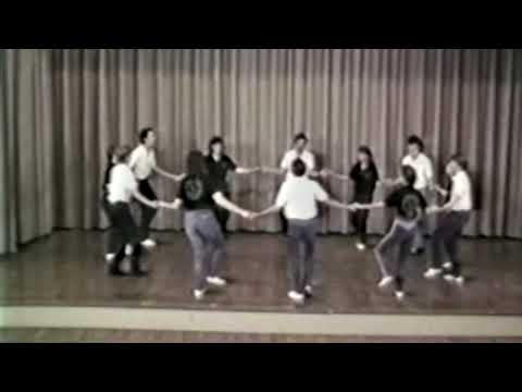 An Introduction to Southern Appalachian Square Dancing part 25 of 28:  Allemande Left,  Grand R & L