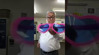 あれれててメガネや天狗👺は良いが　なんでネクタイ👔小ちゃくなっちゃうの？　ええええええええええ #召喚 #三和交通 #踊おじさん #fyppppppppppppppppppppppp #ネクタイ