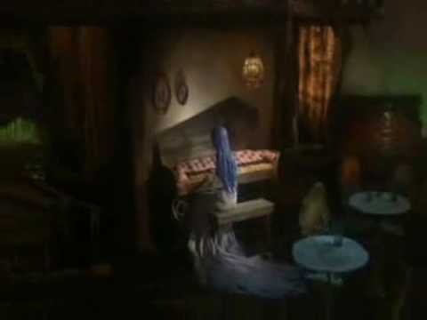 Cinema Strange - Mathilde in the dirt