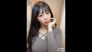 着衣巨乳　かわいい！