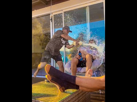 Brothers Prank War!!