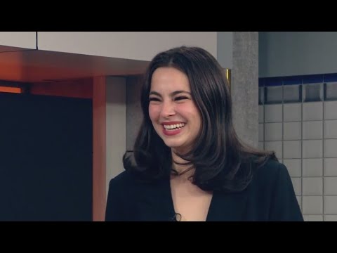 Stella Cole performs on New York Living