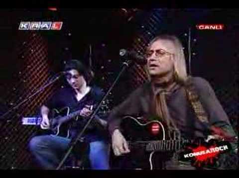 Bulutsuzluk Özlemi -Yağmur- Canlı Akustik Performans