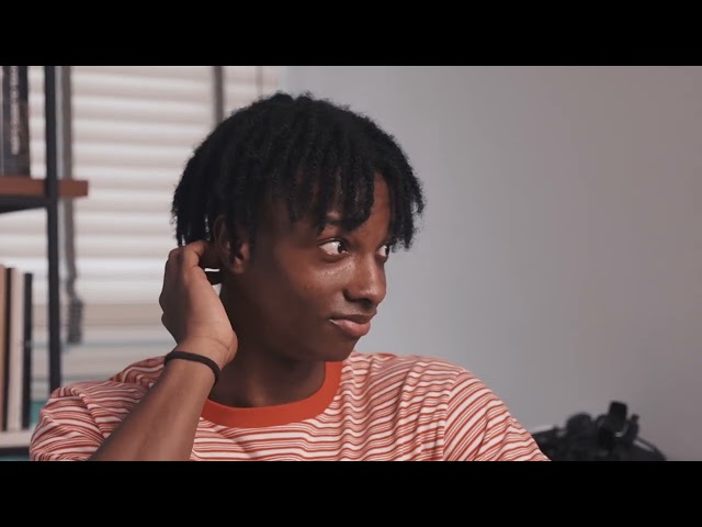 حمايه شاشه يونيك اوبتكس ملاقيف ايفون 16 عادي