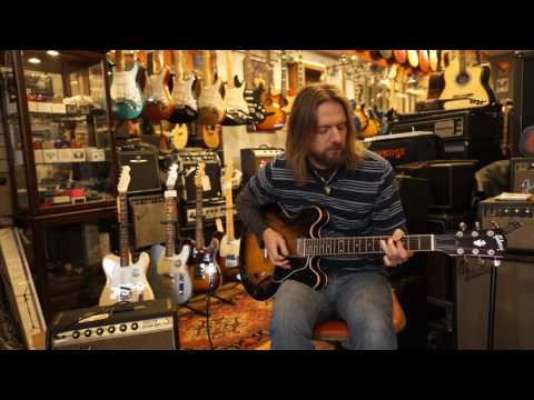 2004 Gibson ES-335 (Sunburst Tobacco) Demo