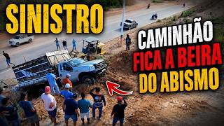 Que sufoco! Caminhão fica preso na beira do abismo e mobiliza resgate