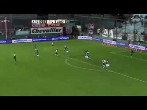 Golazo del Pity Martínez. Arsenal 0 vs 2 River (Torneo 2016)