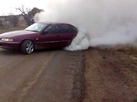 biggest burnout manual v6 commodore