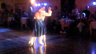 Video thumbnail for Javier y Andrea bailan milonga. Increible!!