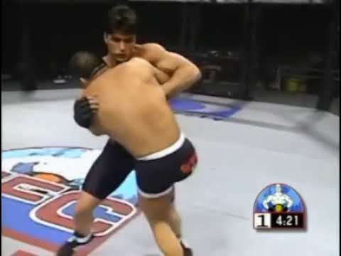 Jason DeLucia vs Joe Slick [UFC 23 - Ultimate Japan 2] 19.11.1999