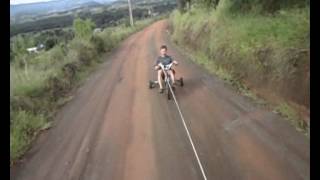 preview picture of video 'Subida e Descida de Trike Cross no Morro em Santa Cristina do Pinhal'